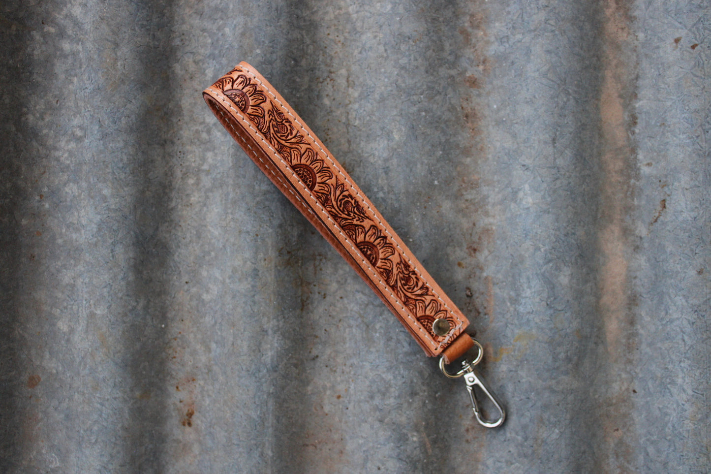 Wristlet- Tooled Sunflowers