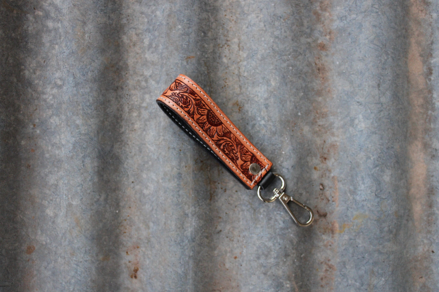 Wristlet- Tooled Sunflowers