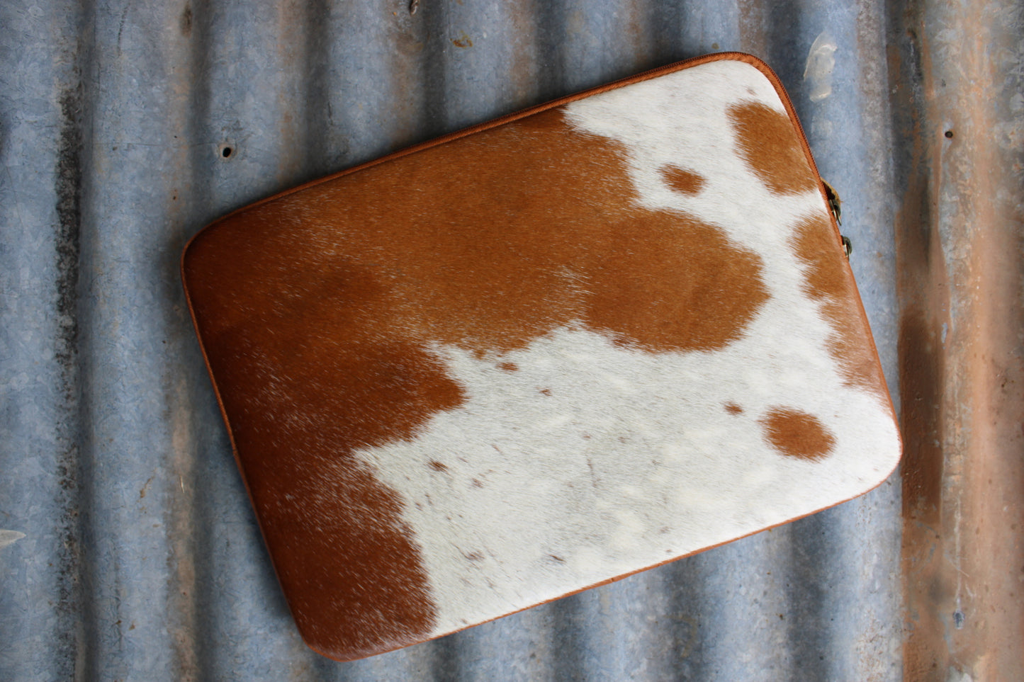 Cowhide Laptop Case-Tan