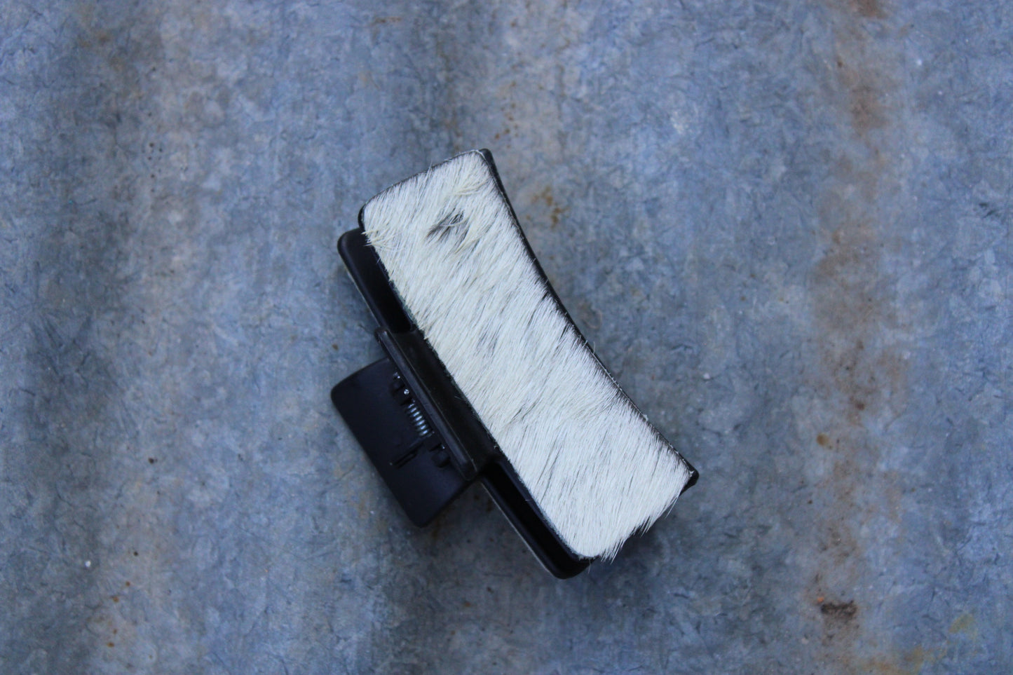 SECONDS-Cowhide Claw Clip Medium