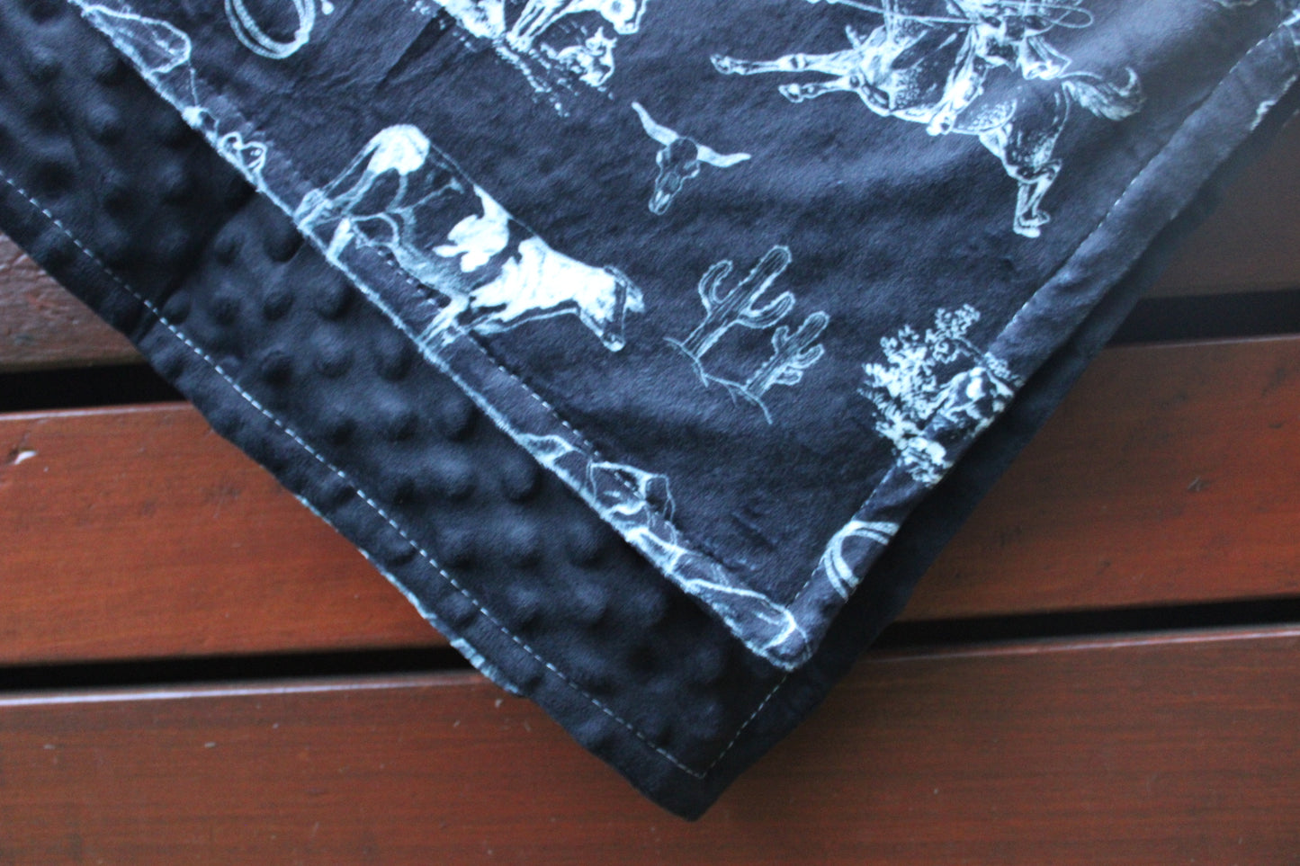 Homestead blanket-black