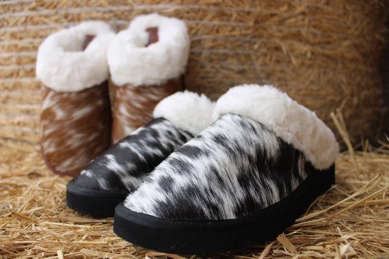 Cowhide Slippers-Black